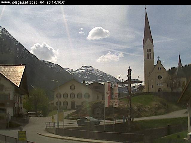 Archiv Foto Webcam Holzgau: Kirche