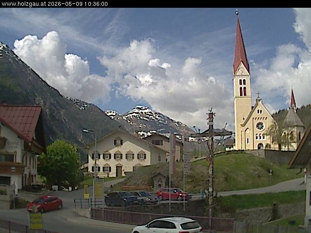 Archiv Foto Webcam Holzgau: Kirche