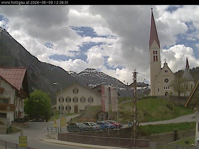 Archiv Foto Webcam Holzgau: Kirche