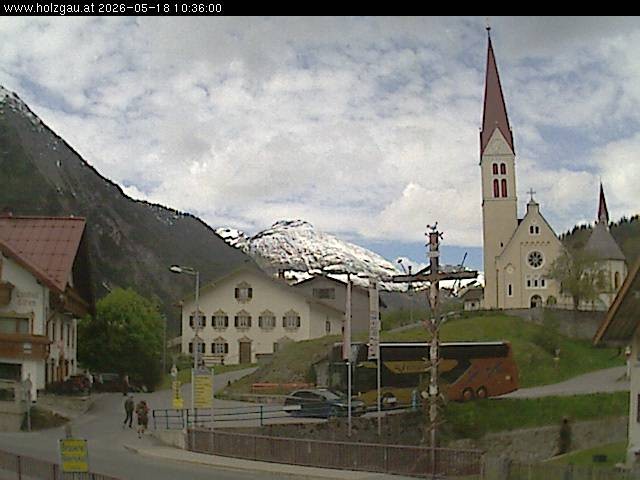 Archiv Foto Webcam Holzgau: Kirche