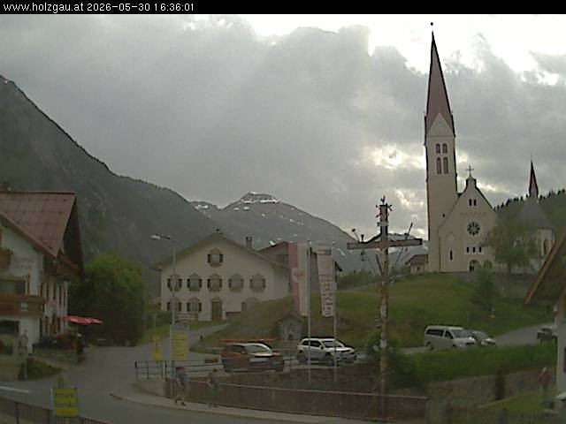 Archiv Foto Webcam Holzgau: Kirche