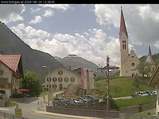 Archiv Foto Webcam Holzgau: Kirche