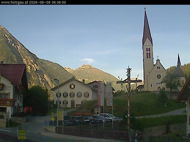 Archiv Foto Webcam Holzgau: Kirche