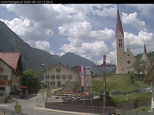 Archiv Foto Webcam Holzgau: Kirche