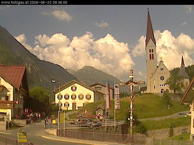 Archiv Foto Webcam Holzgau: Kirche