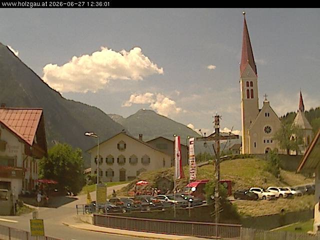 Archiv Foto Webcam Holzgau: Kirche