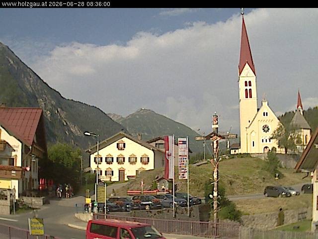 Archiv Foto Webcam Holzgau: Kirche