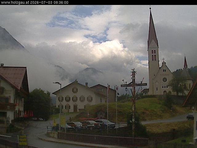 Archiv Foto Webcam Holzgau: Kirche