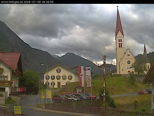 Archiv Foto Webcam Holzgau: Kirche
