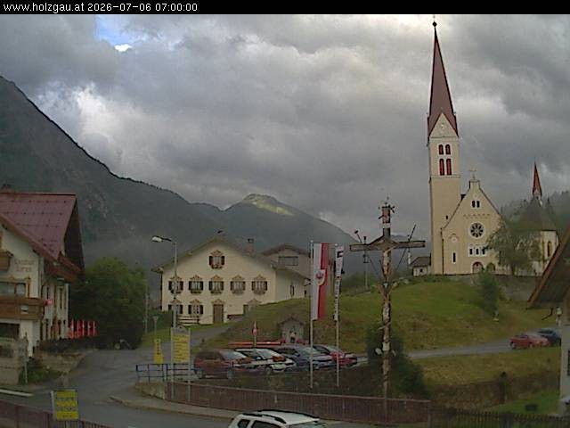 Archiv Foto Webcam Holzgau: Kirche