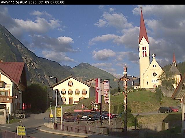 Archiv Foto Webcam Holzgau: Kirche
