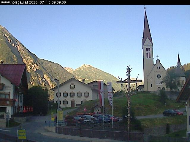 Archiv Foto Webcam Holzgau: Kirche