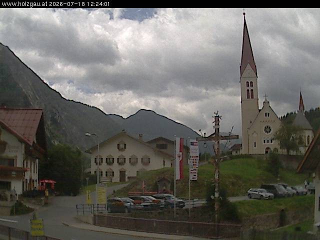 Archiv Foto Webcam Holzgau: Kirche