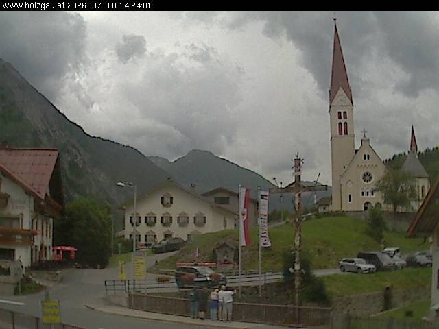Archiv Foto Webcam Holzgau: Kirche
