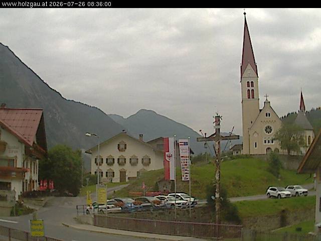 Archiv Foto Webcam Holzgau: Kirche