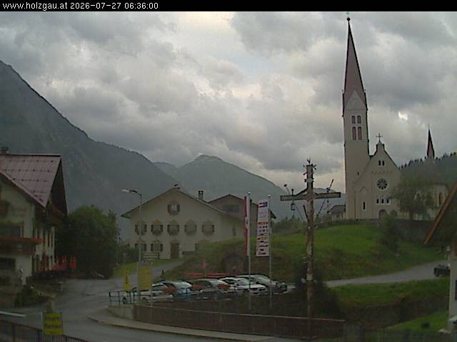 Archiv Foto Webcam Holzgau: Kirche