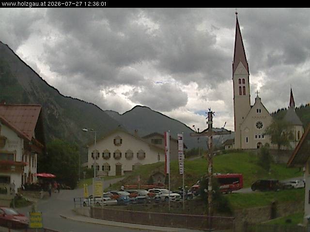 Archiv Foto Webcam Holzgau: Kirche
