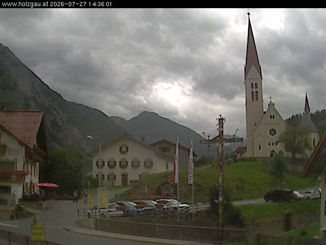 Archiv Foto Webcam Holzgau: Kirche
