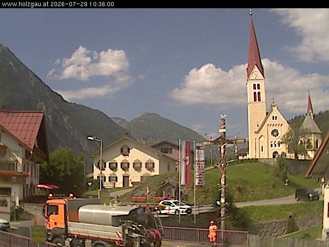 Archiv Foto Webcam Holzgau: Kirche
