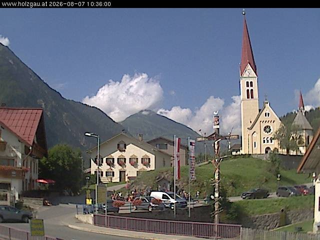 Archiv Foto Webcam Holzgau: Kirche