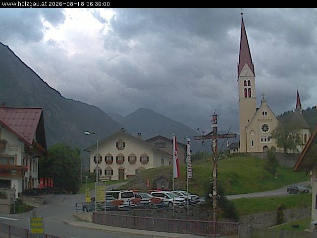 Archiv Foto Webcam Holzgau: Kirche
