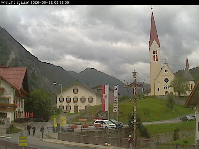 Archiv Foto Webcam Holzgau: Kirche