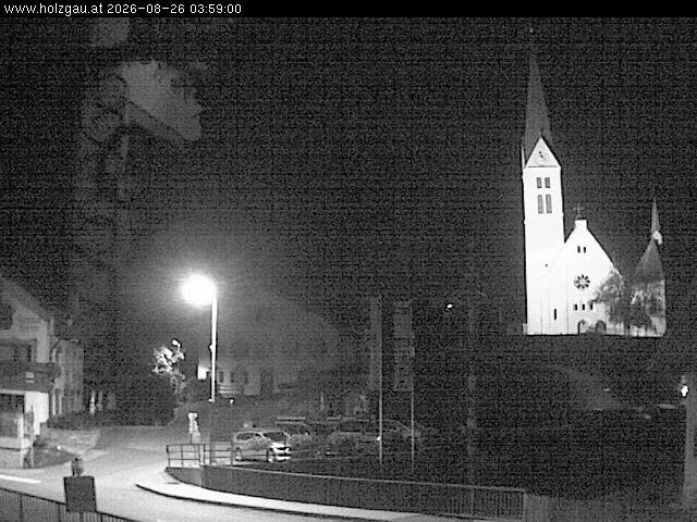 Archived image Webcam Holzgau center: Church