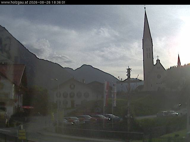 Archived image Webcam Holzgau center: Church