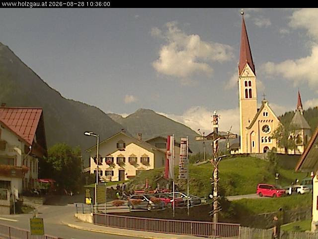 Archiv Foto Webcam Holzgau: Kirche