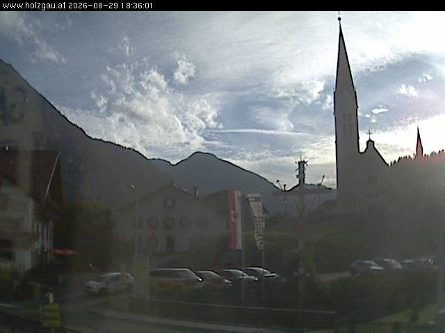 Archived image Webcam Holzgau center: Church