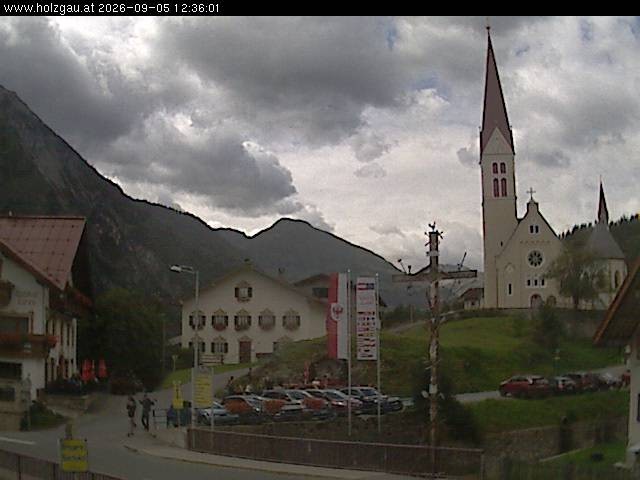 Archiv Foto Webcam Holzgau: Kirche