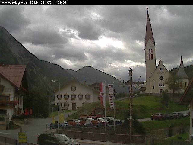 Archiv Foto Webcam Holzgau: Kirche