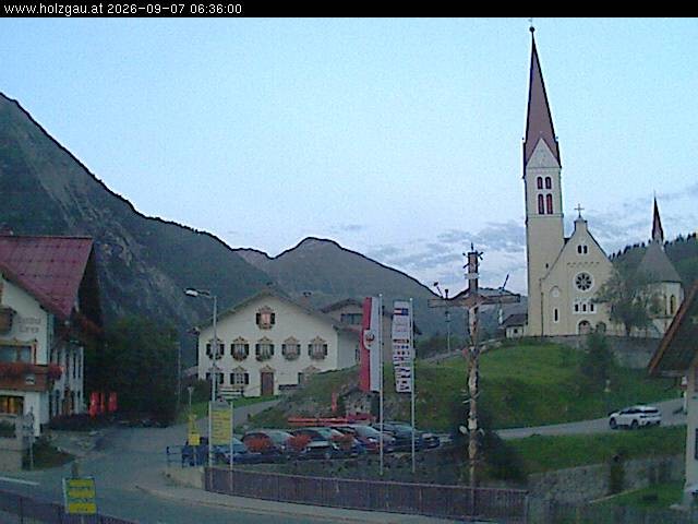 Archiv Foto Webcam Holzgau: Kirche