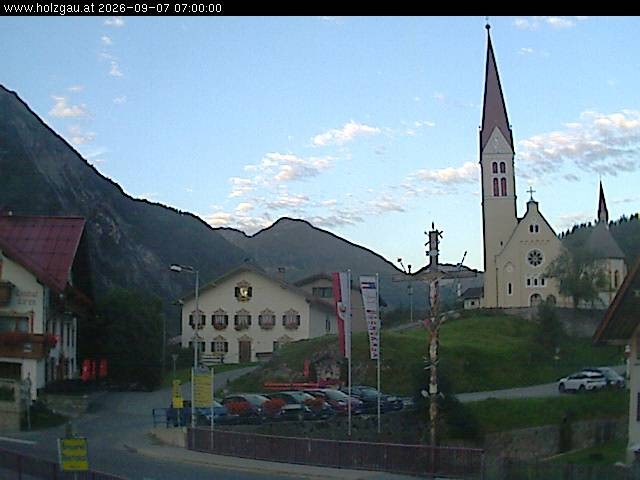 Archiv Foto Webcam Holzgau: Kirche