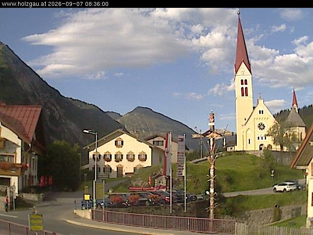 Archiv Foto Webcam Holzgau: Kirche