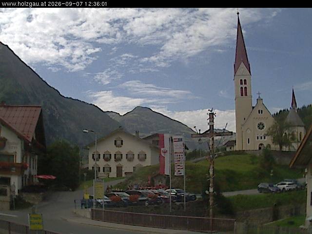 Archiv Foto Webcam Holzgau: Kirche