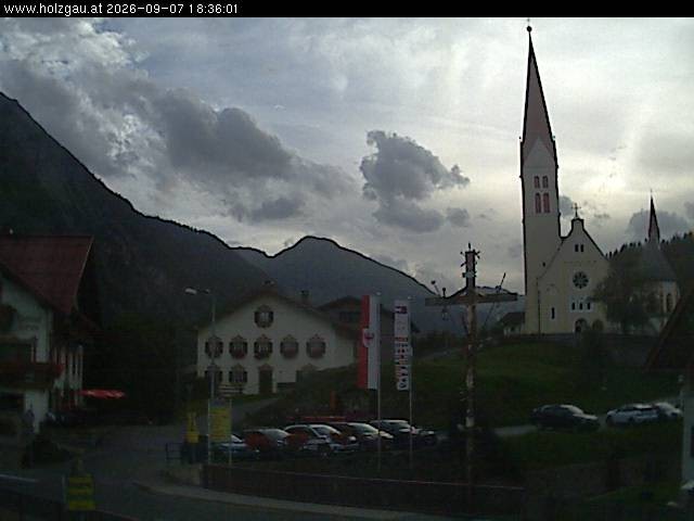 Archiv Foto Webcam Holzgau: Kirche
