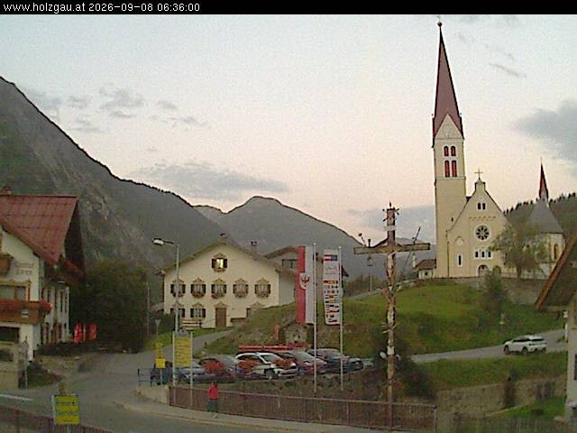 Archiv Foto Webcam Holzgau: Kirche