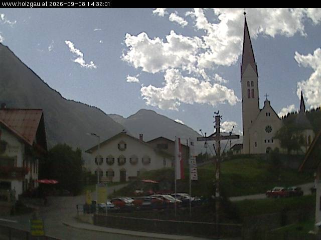 Archiv Foto Webcam Holzgau: Kirche