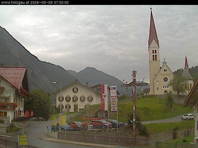 Archiv Foto Webcam Holzgau: Kirche