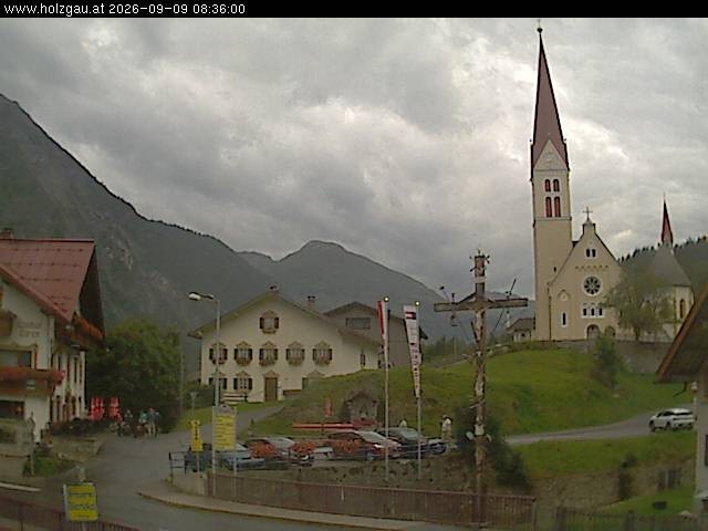 Archiv Foto Webcam Holzgau: Kirche