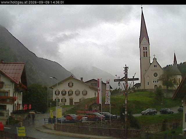 Archiv Foto Webcam Holzgau: Kirche