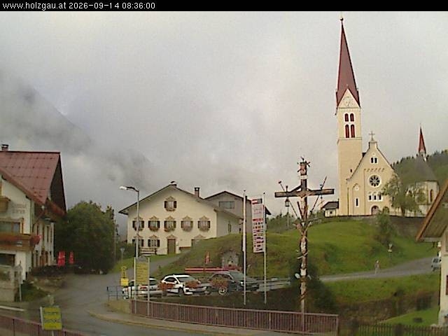 Archiv Foto Webcam Holzgau: Kirche