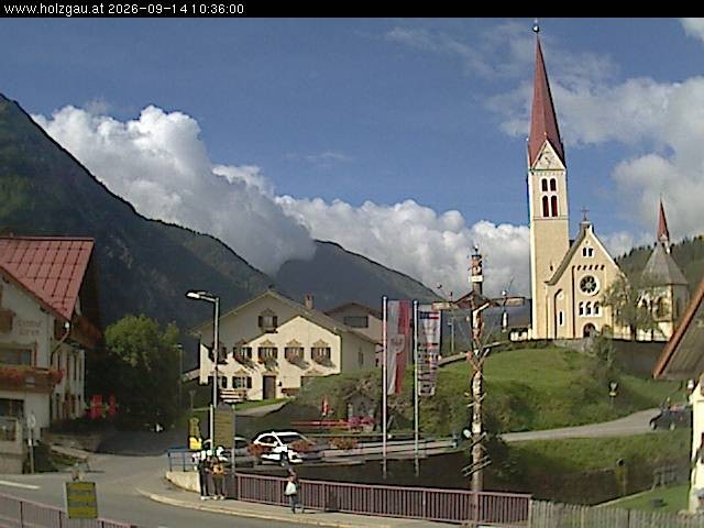 Archiv Foto Webcam Holzgau: Kirche