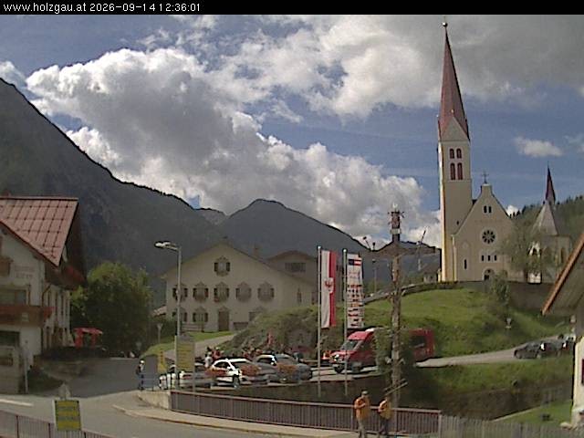 Archiv Foto Webcam Holzgau: Kirche