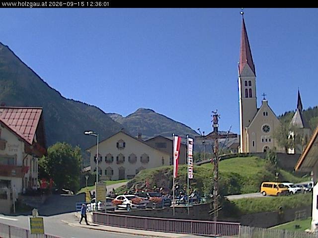 Archiv Foto Webcam Holzgau: Kirche