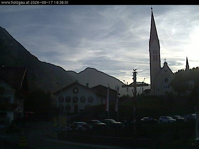 Archived image Webcam Holzgau center: Church