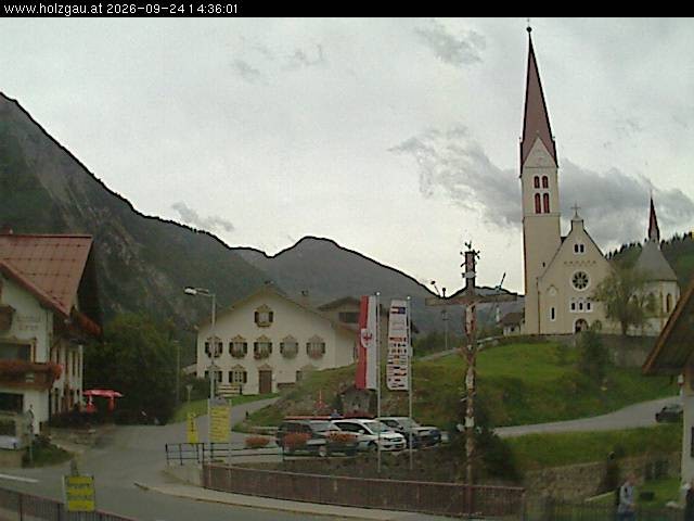 Archiv Foto Webcam Holzgau: Kirche