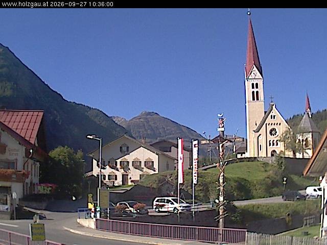 Archiv Foto Webcam Holzgau: Kirche