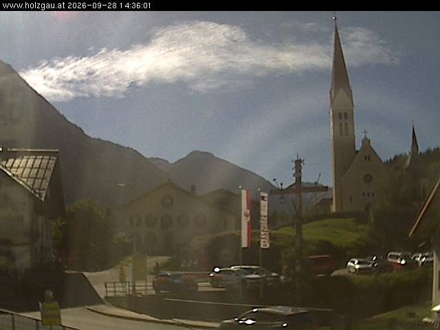 Archived image Webcam Holzgau center: Church